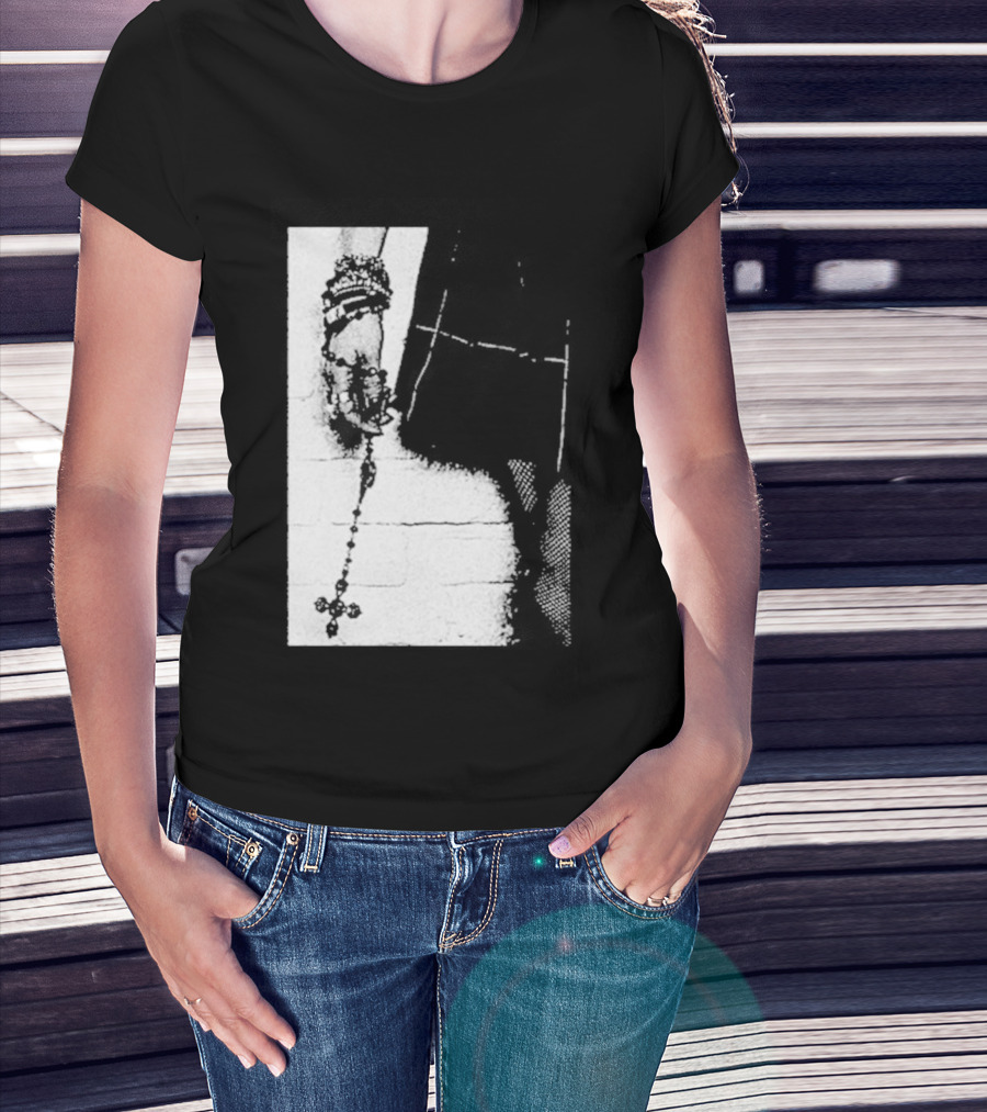 The Pretty Reckless Rosary Baphomet XScreaming T-Shirt