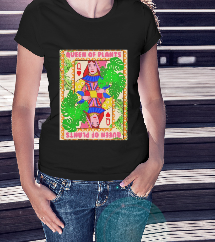 Queen Of Plants Playing Card Monstera Leaves Q Heart T-Shirt