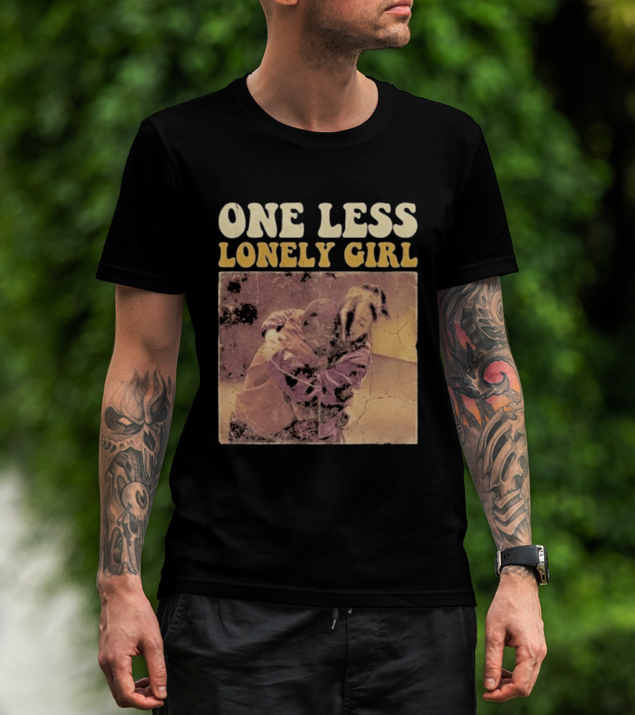 Billie Eilish Justin Bieber One Less Lonely Girl Vintage Style Hug Scene T-Shirt