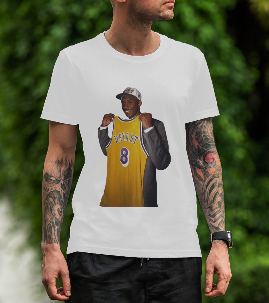 Bryant 8 Lakers Jersey Iconic Kobe Image T-Shirt