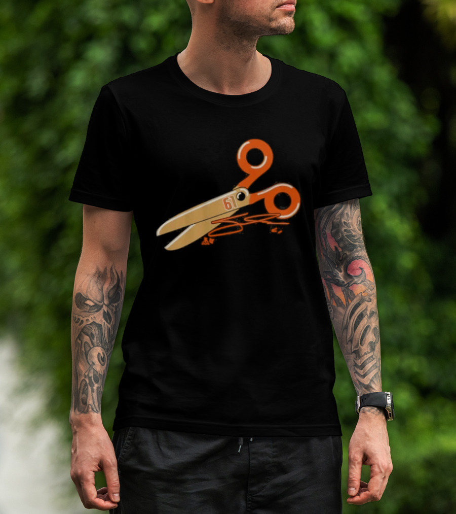 Cutter Gauthier Scissors 61 Orange T-Shirt