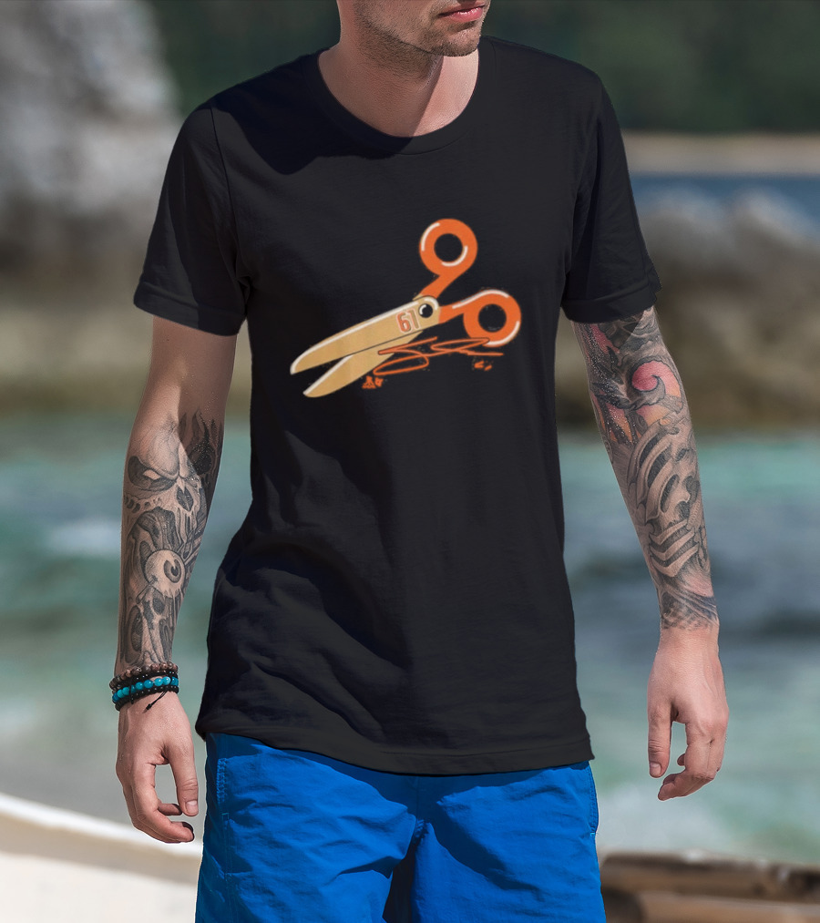 Cutter Gauthier Scissors 61 Orange T-Shirt