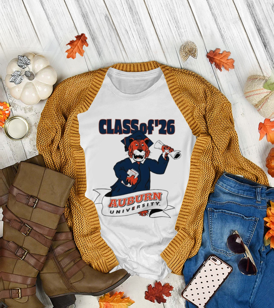 Auburn University Class of 2026 Tiger Graduation T-Shirt