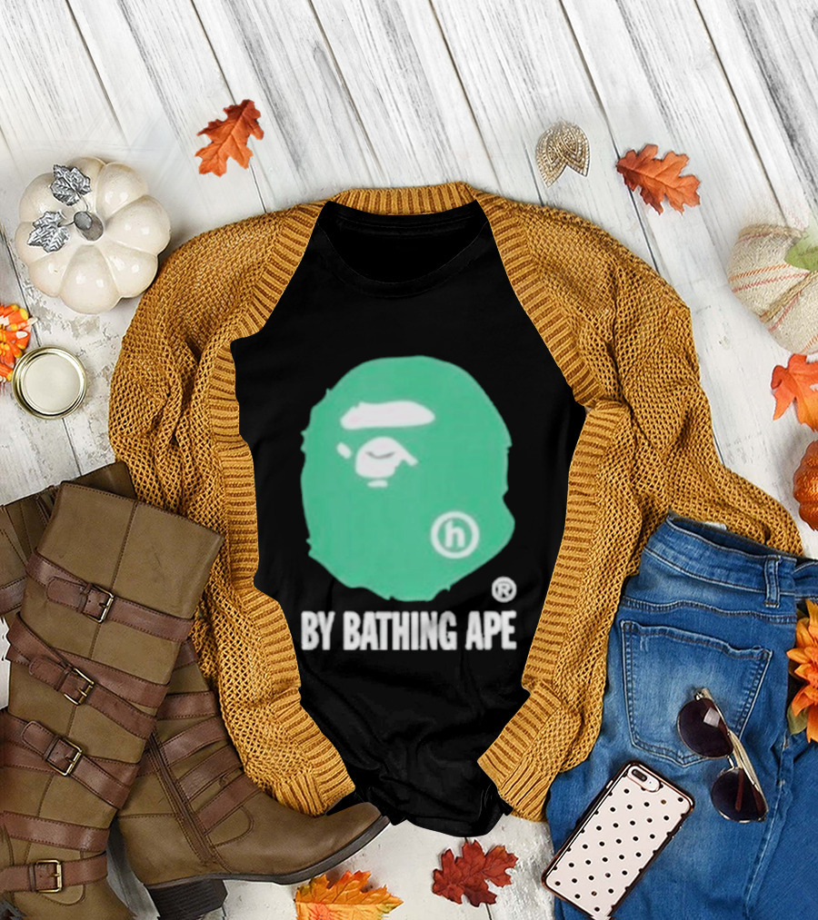 Bape A Bathing Ape Green Big Ape Head Hologram By Bathing Ape and Bapesta Trucker Hat Set 2026 T-Shirt