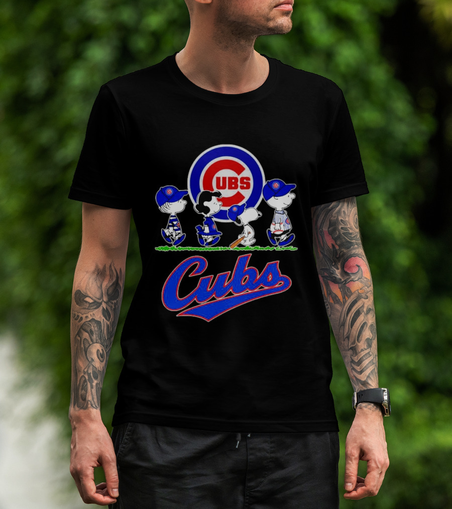 Chicago Cubs Peanuts Characters Walking 2026 T-Shirt