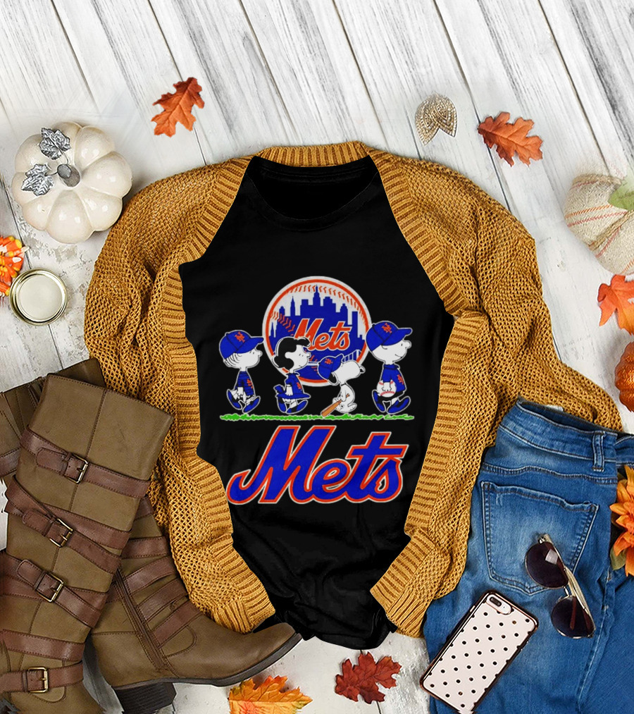 New York Mets Peanuts Abbey Road 2026 Charlie Brown Snoopy Lucy Linus T-Shirt