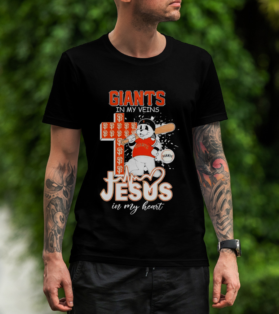 Giants In My Veins Jesus In My Heart Baseball Cross T-Shirt