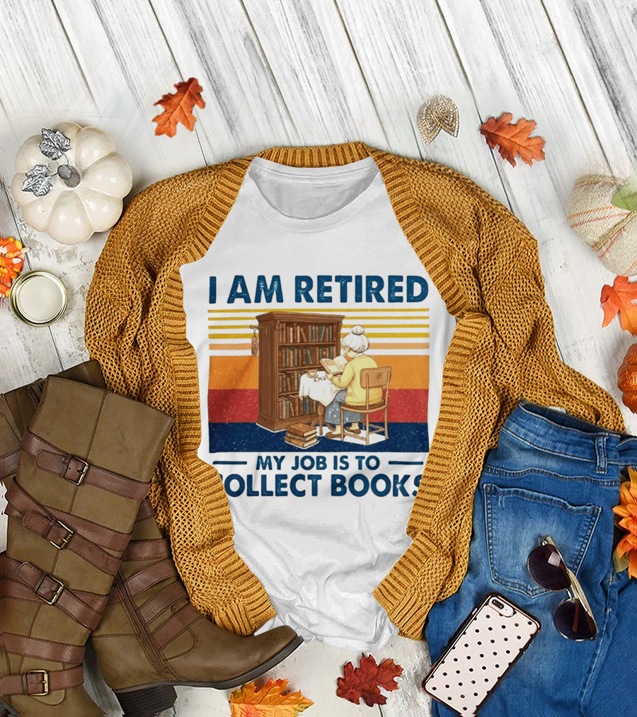 I Am Retired My Job Is To Collect Books Reading Bookshelves Retro Stripes T-Shirt