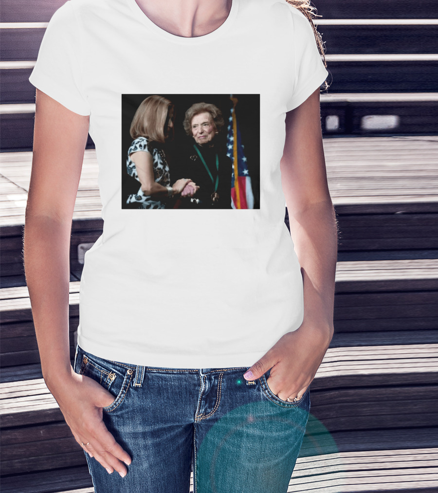Doris Fisher Co Founder Of The Gap Remembering Legacy And Contributions T-Shirt