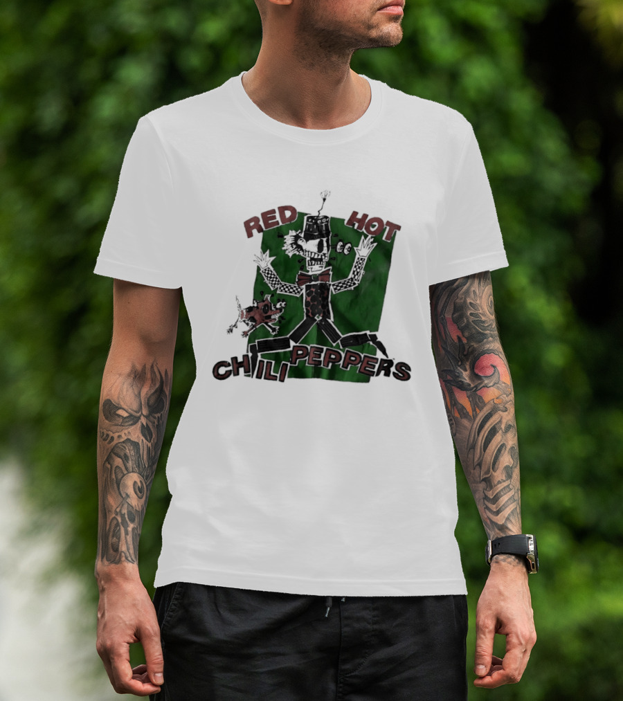 Red Hot Chili Peppers Puppet Skeleton Art With Bowtie And Top Hat T-Shirt