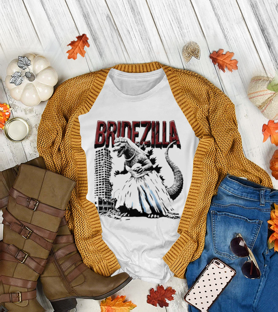 Bridezilla Godzilla Wedding City Monster Scene T-Shirt