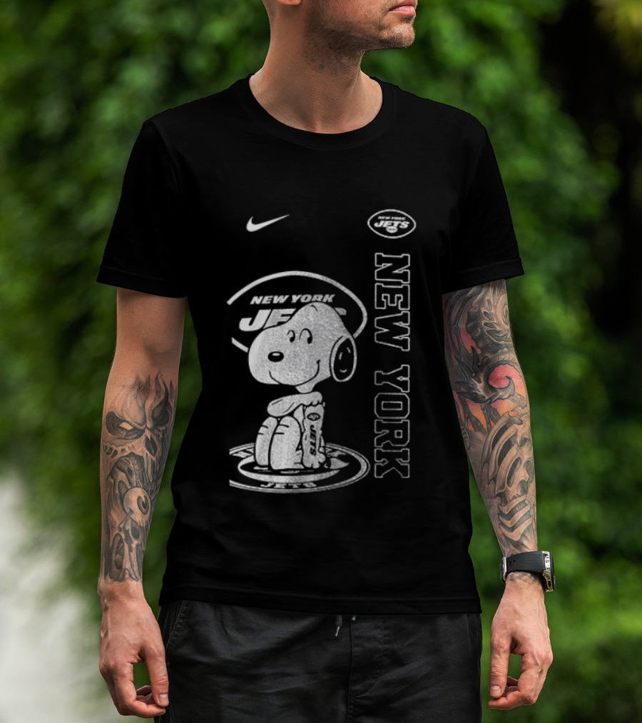 New York Jets Snoopy Yes I'm Old Thank You For The Memories T-Shirt