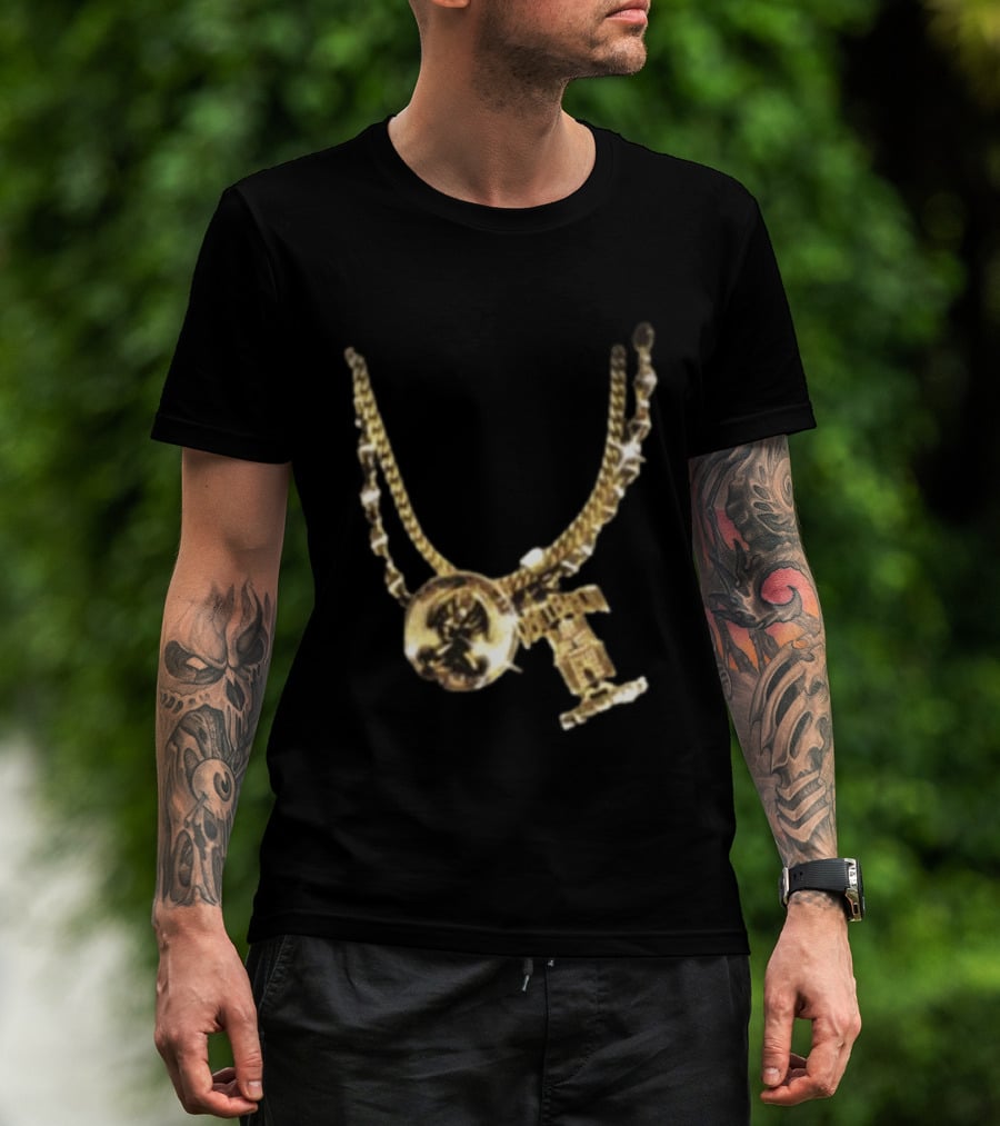 2Pac Gold Necklace Iconic Hip Hop Jewelry T-Shirt