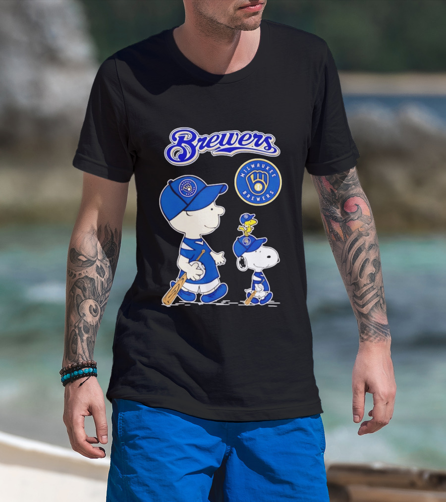 Brewers Charlie Brown Snoopy Woodstock Milwaukee Brewers T-Shirt