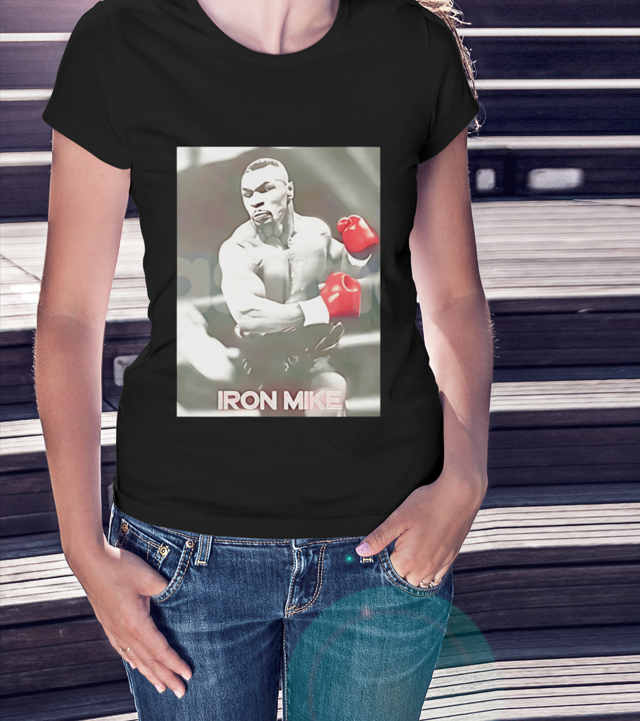 Boxing Legend Iron Mike Tyson Vintage Style Red Gloves T-Shirt