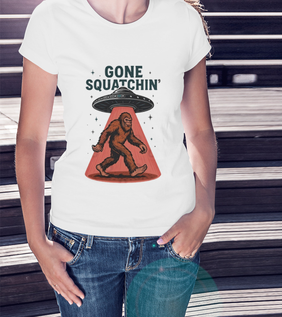 Gone Squatchin' Bigfoot Sasquatch UFO Abduction Beam T-Shirt