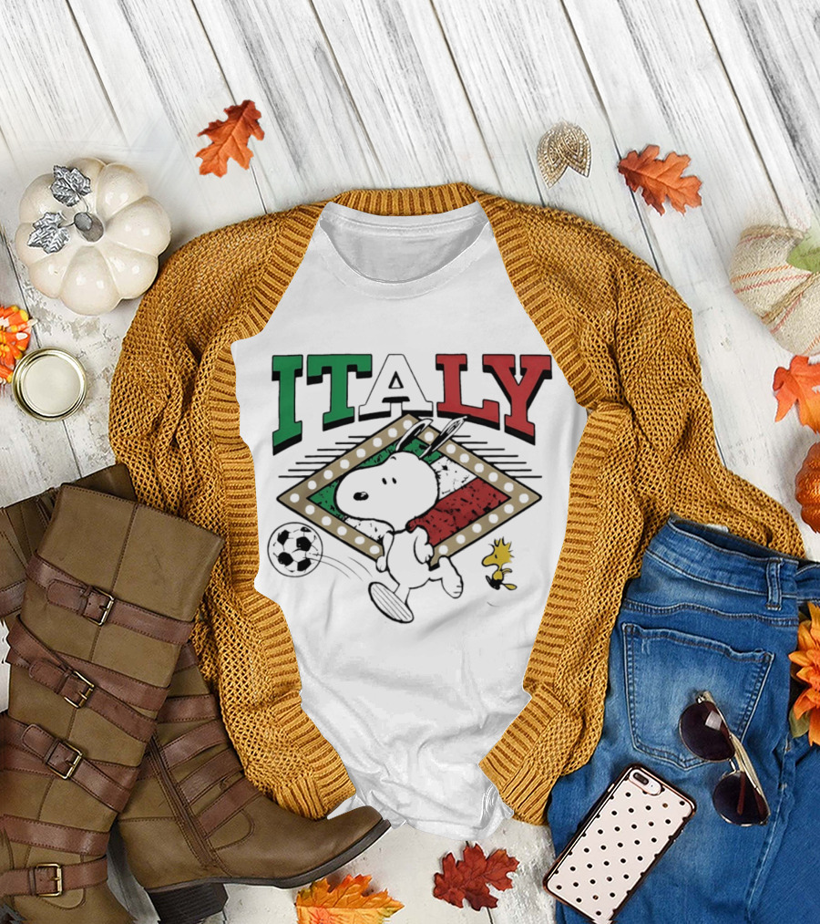 Italy Snoopy Woodstock Peanuts Soccer Team T-Shirt