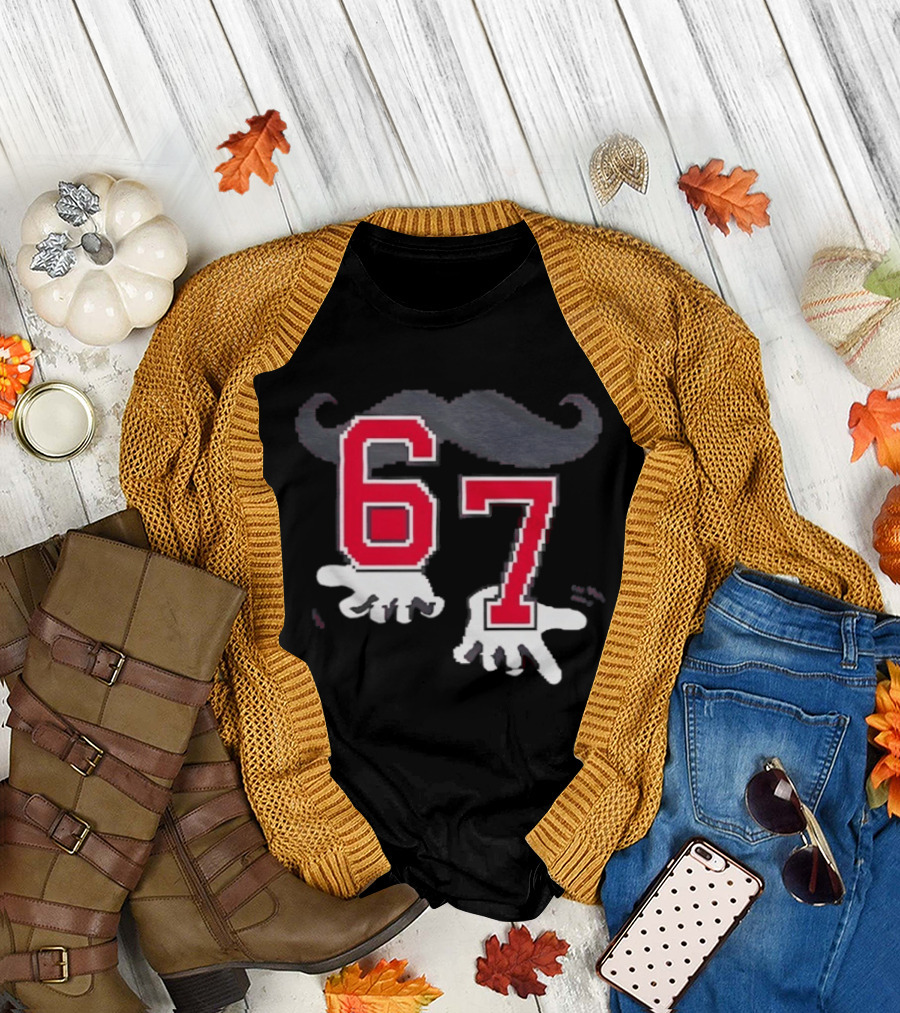 Cincinnati Reds 67 Beard Meme Moustache Hands T-Shirt