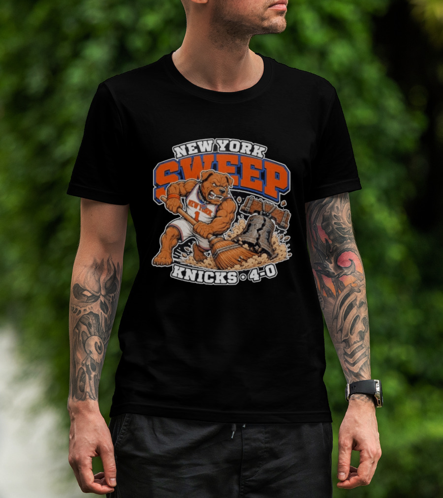 New York Knicks Sweep 76ers Bell Cracked 4 0 T-Shirt