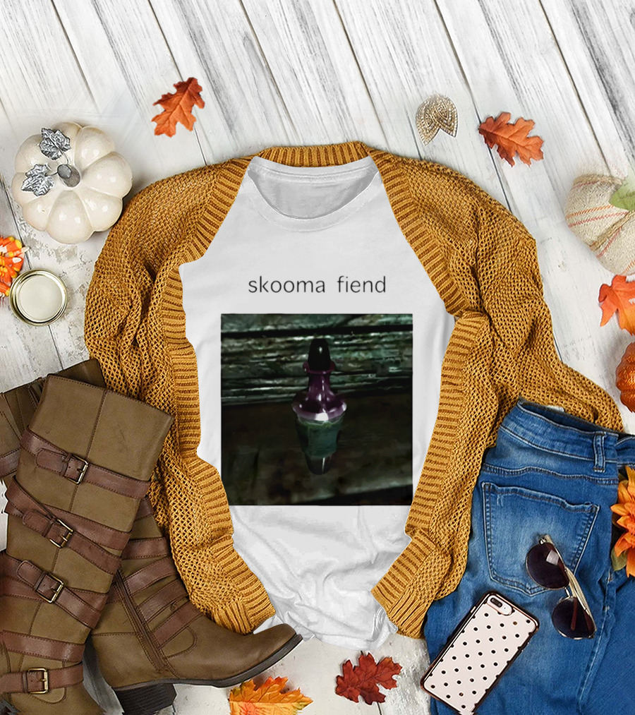 Skooma Fiend Skyrim Potion Character Reference T-Shirt