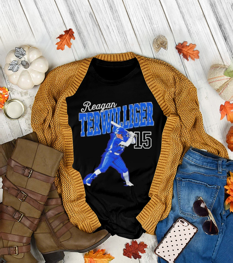 Reagan Terwilliger 15 Buffalo Bulls Softball Player Swing T-Shirt