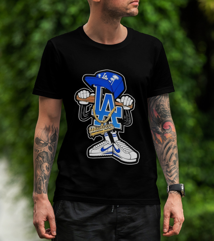 LA Dodgers Palm Trees Gold Chain With Blue Hat And Sneakers T-Shirt