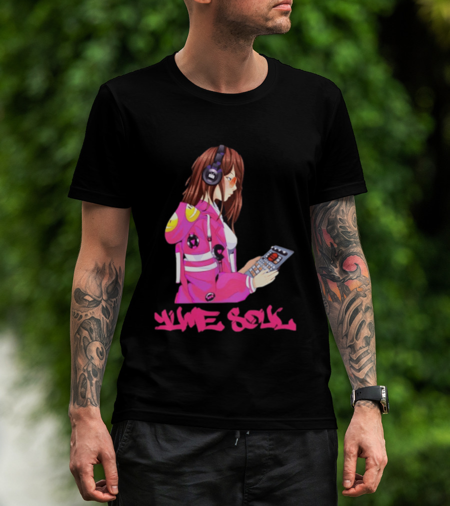 Yume Soul Anime Girl With Headphones And Game Controller T-Shirt