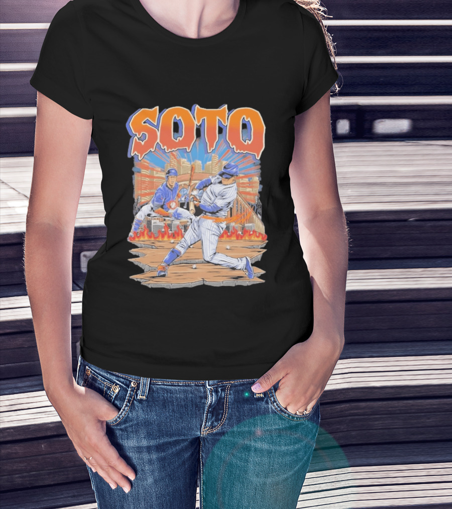 Juan Soto New York Baseball Skyline Battling Legends T-Shirt