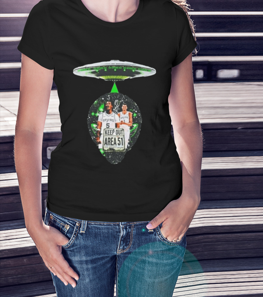 San Antonio Spurs Keep Out Area 51 UFO Basketball T-Shirt
