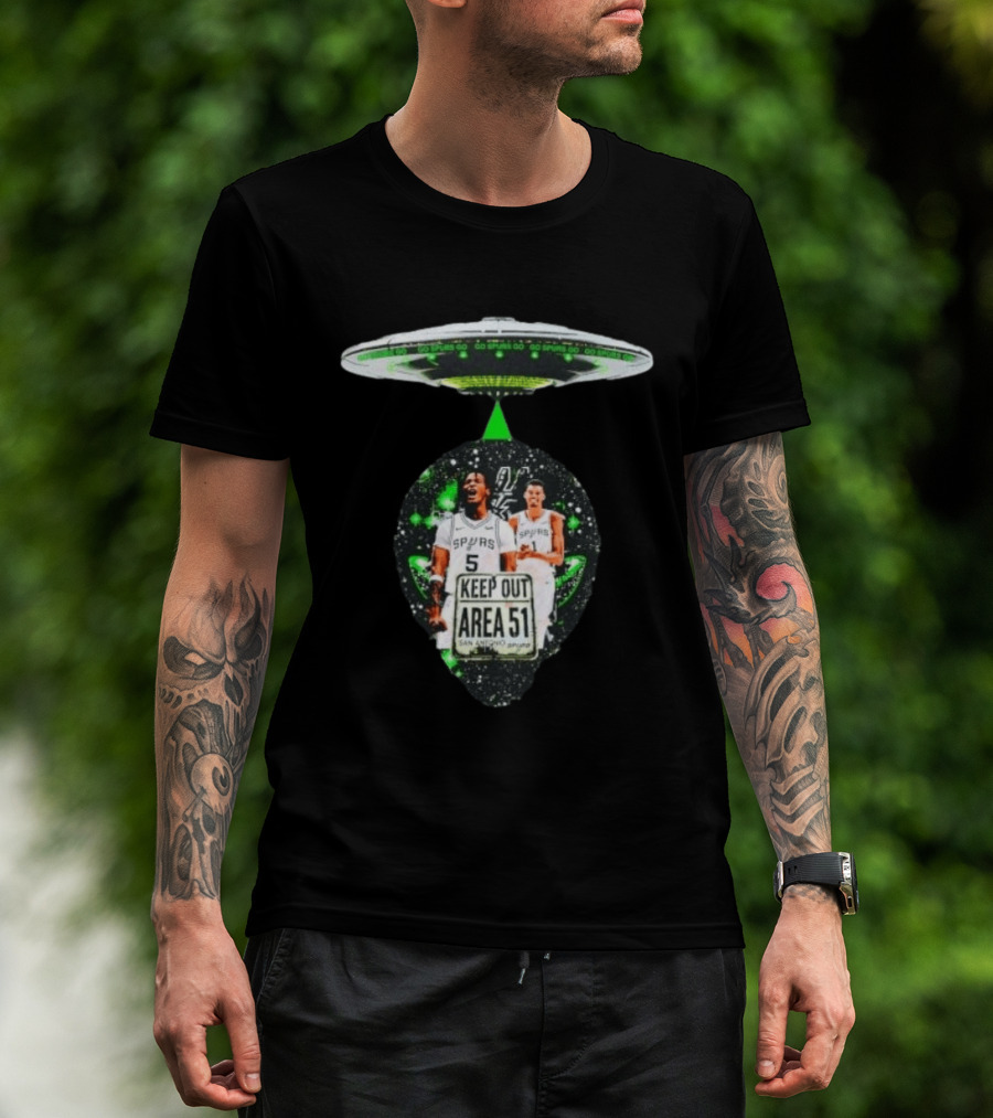 San Antonio Spurs Keep Out Area 51 UFO Basketball T-Shirt