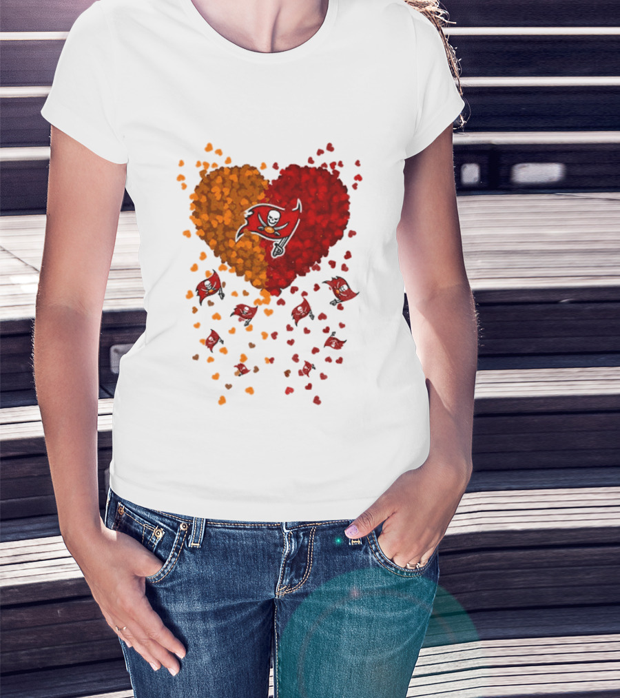 Heart Tampa Bay Buccaneers Football 2026 Iconic Team Spirit T-Shirt