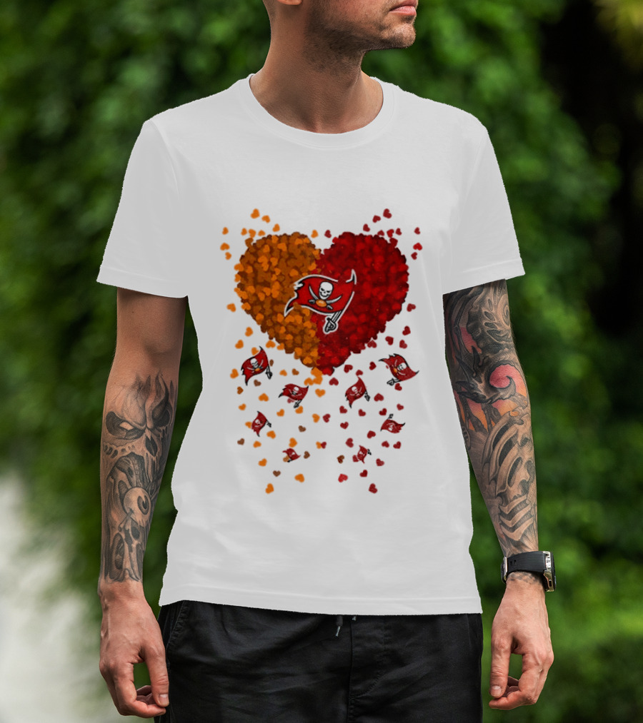 Heart Tampa Bay Buccaneers Football 2026 Iconic Team Spirit T-Shirt