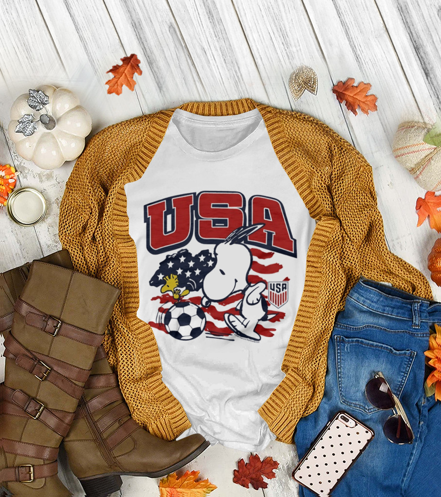 USA Soccer Snoopy and Woodstock Peanuts Characters with American Flag T-Shirt