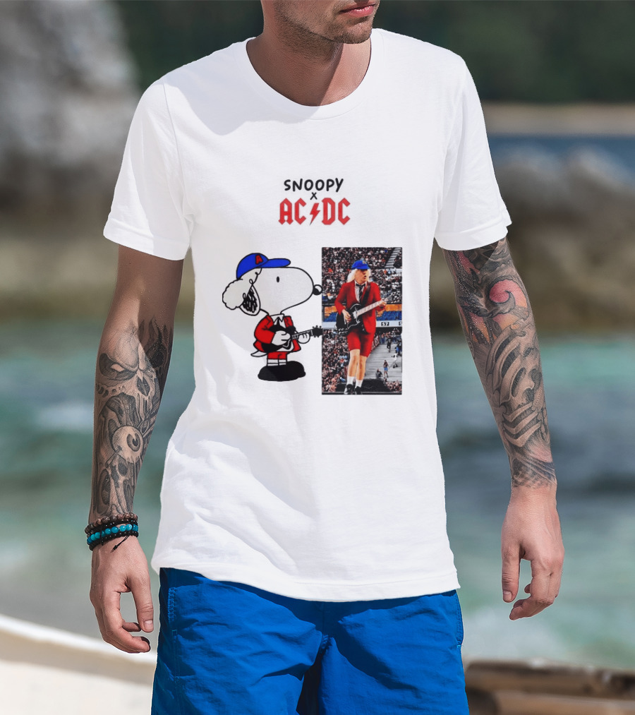 Snoopy Peanuts AC DC Angus Young Rock Concert T-Shirt