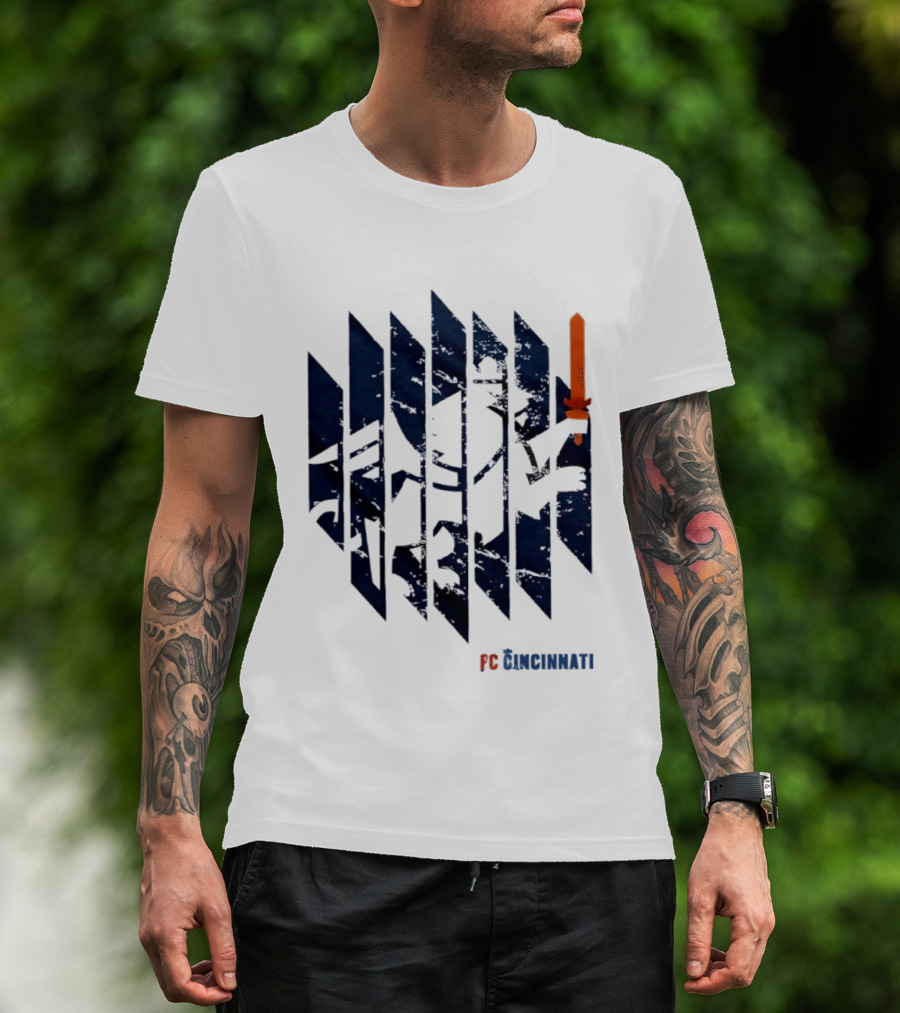 FC Cincinnati Sheared Lion Football Fans Iconic Bold Striped Image T-Shirt
