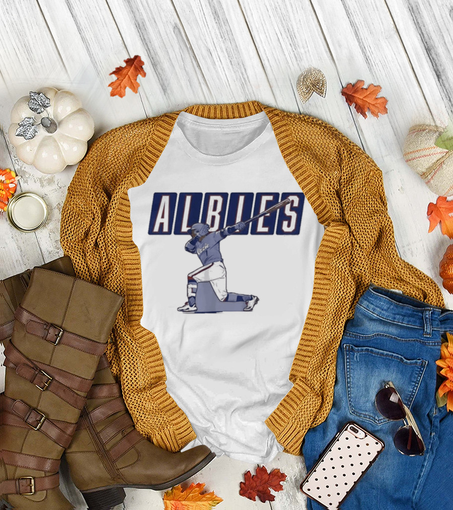 ALBIES ATLANTA Slugger Swing Baseball Player T-Shirt