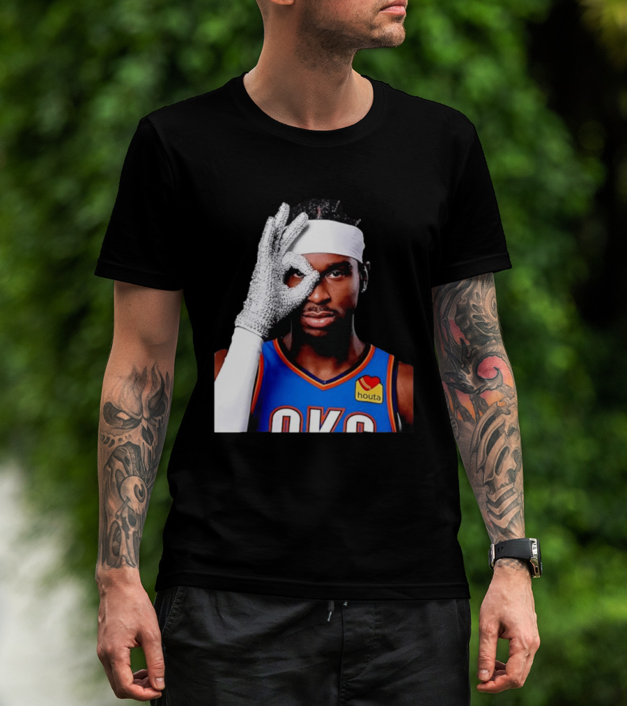 Shai Gilgeous Alexander Oklahoma City Thunder Clutch Player Of The Year 2026 Glitter Gloves Houta OKC T-Shirt