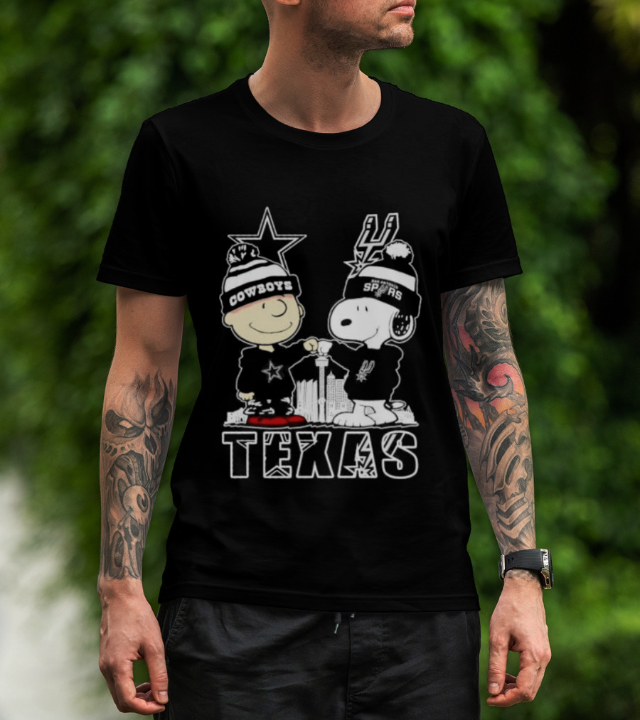 Snoopy And Charlie Brown Cowboys Spurs Texas Skyline T-Shirt