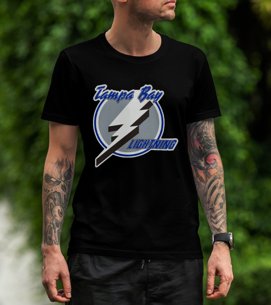 Tampa Bay Lightning 90s Vintage Style Retro Classic NHL Team T-Shirt