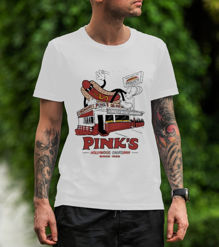 Pink's Hollywood Hot Dogs Established 1939 Iconic Street Scene T-Shirt