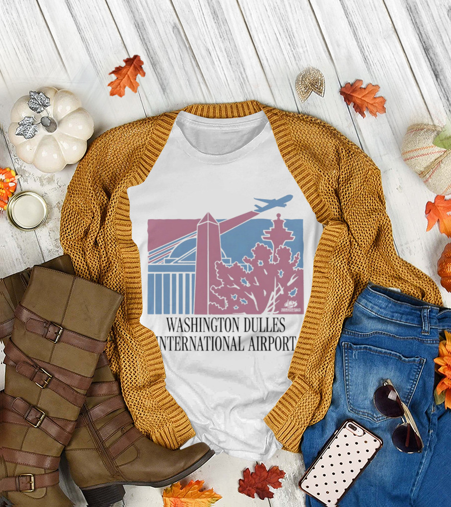Washington Dulles International Airport Airplane and Monument Scene T-Shirt