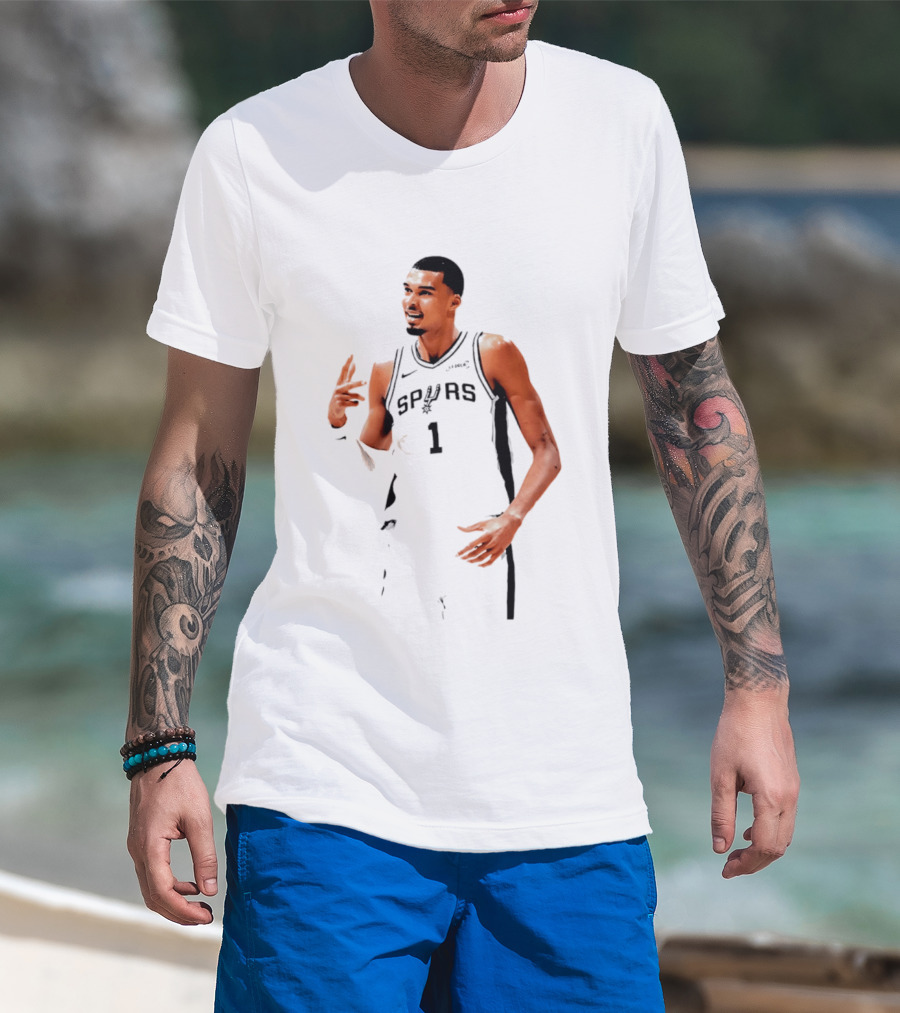 Victor Wembanyama Spurs Number 1 Rock Hand Gesture T-Shirt
