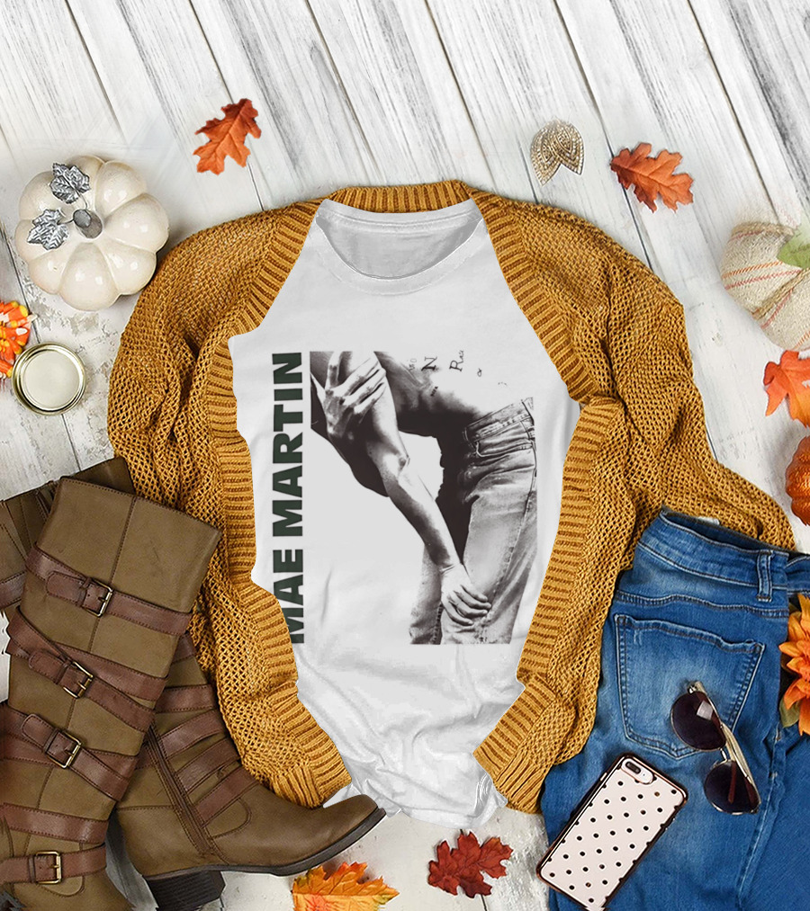 Mae Martin Dynamic Pose with Hands on Thighs T-Shirt
