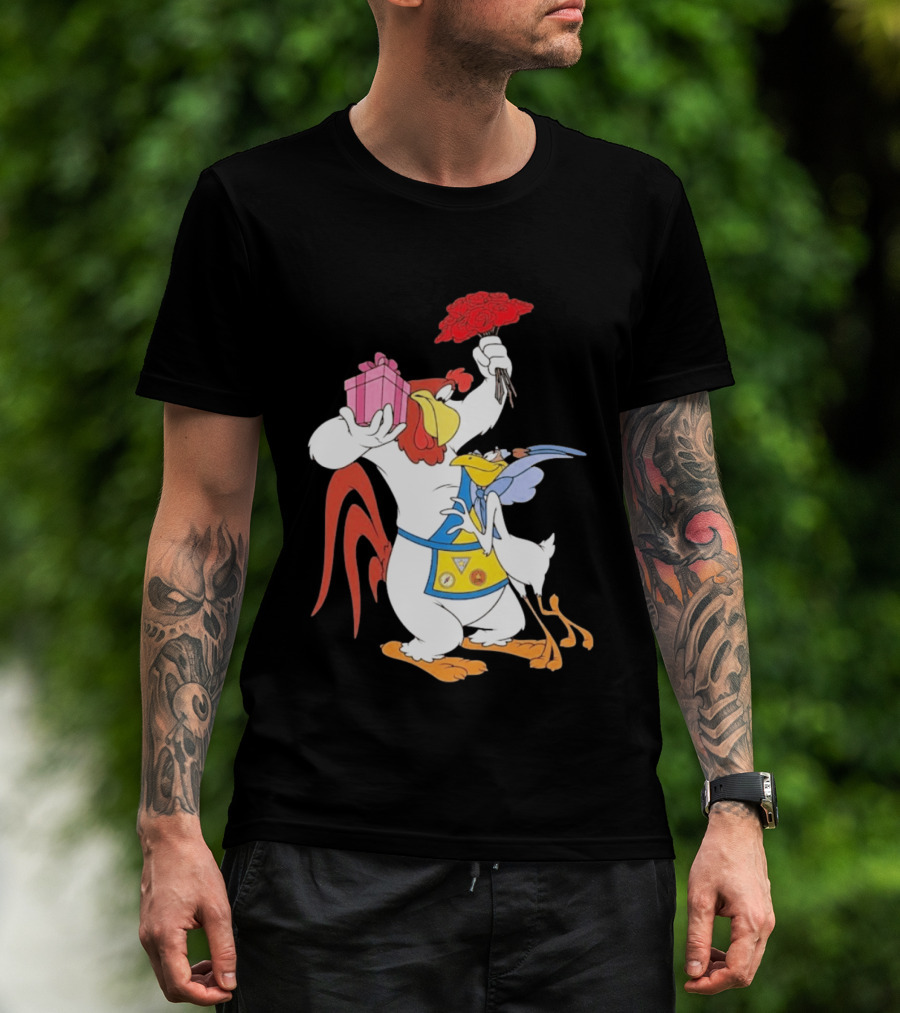 Foghorn Leghorn Miss Prissy Holding Roses And Gift Valentine Looney Tunes T-Shirt