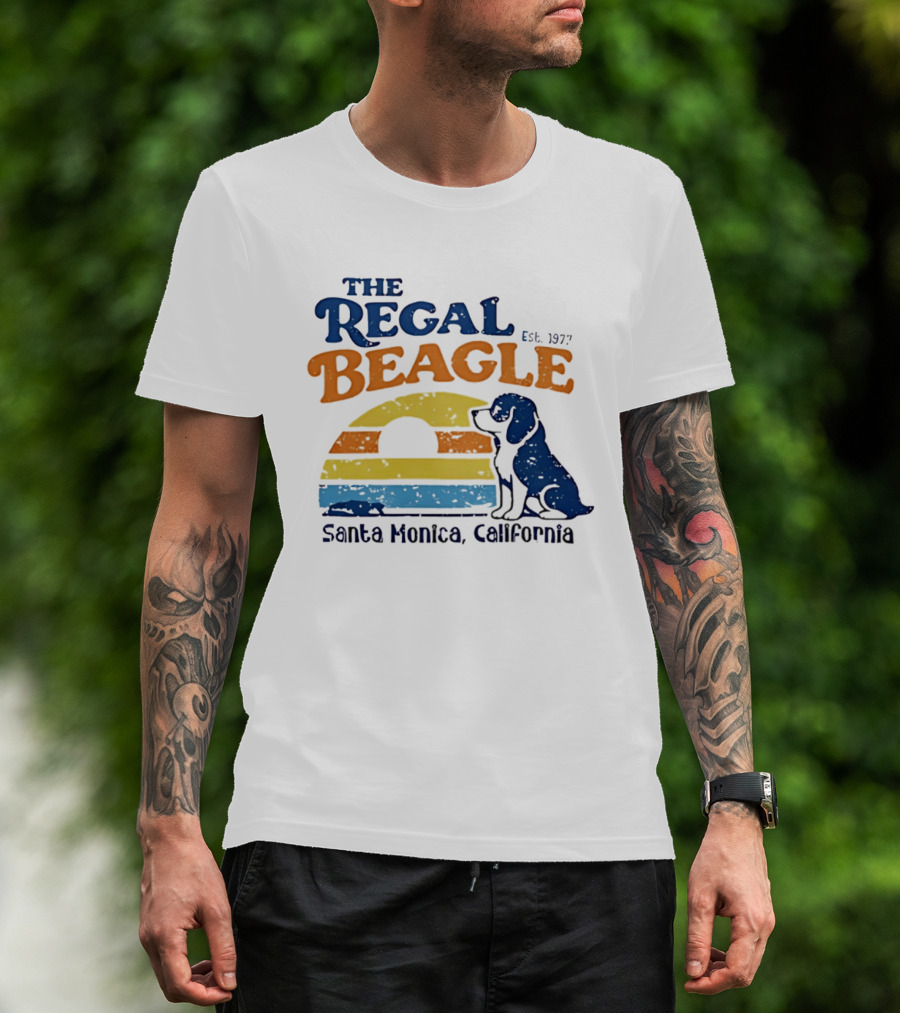 The Regal Beagle Santa Monica California Est 1977 Sunset Dog T-Shirt