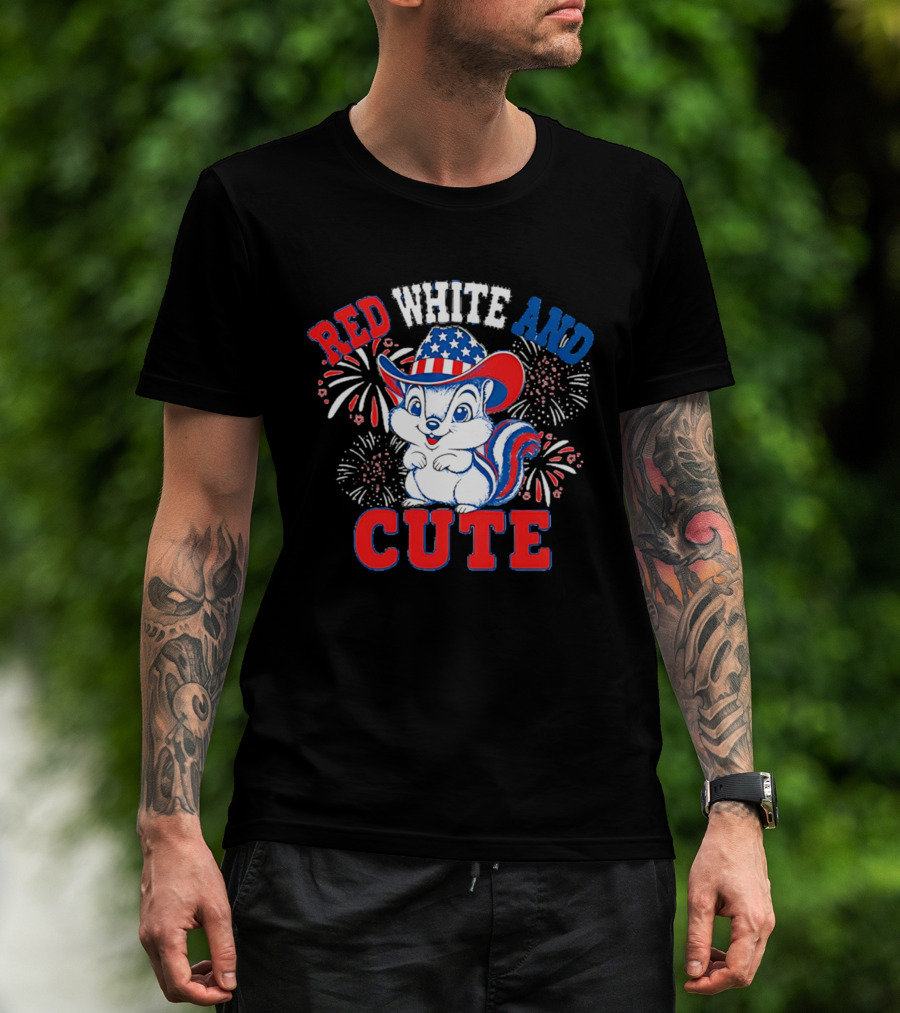 Red White And Cute Fireworks Patriotic Squirrel Cowboy Hat T-Shirt