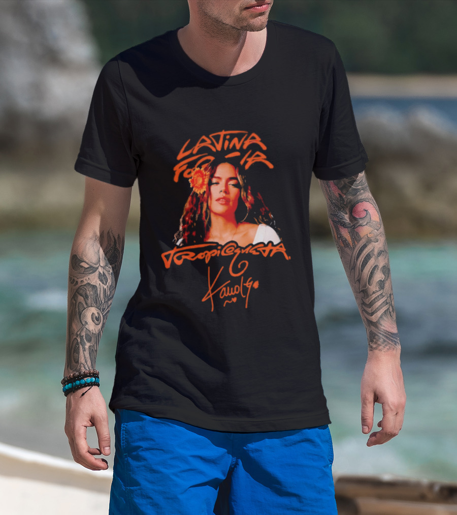 Latina Por El Mundo Tropiquesa Karol G T-Shirt