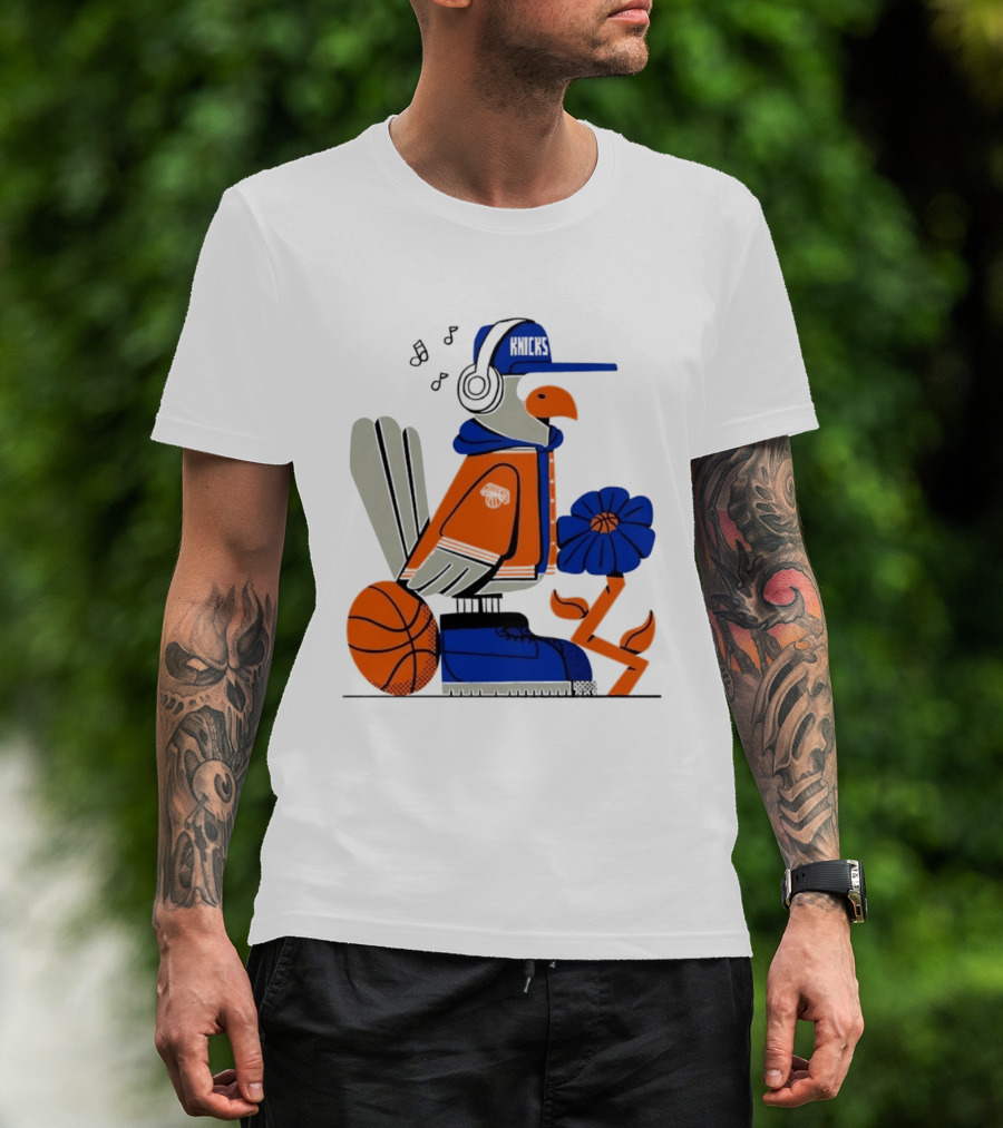 New York Knicks Go Go Go Bird With Cap And Basketball T-Shirt
