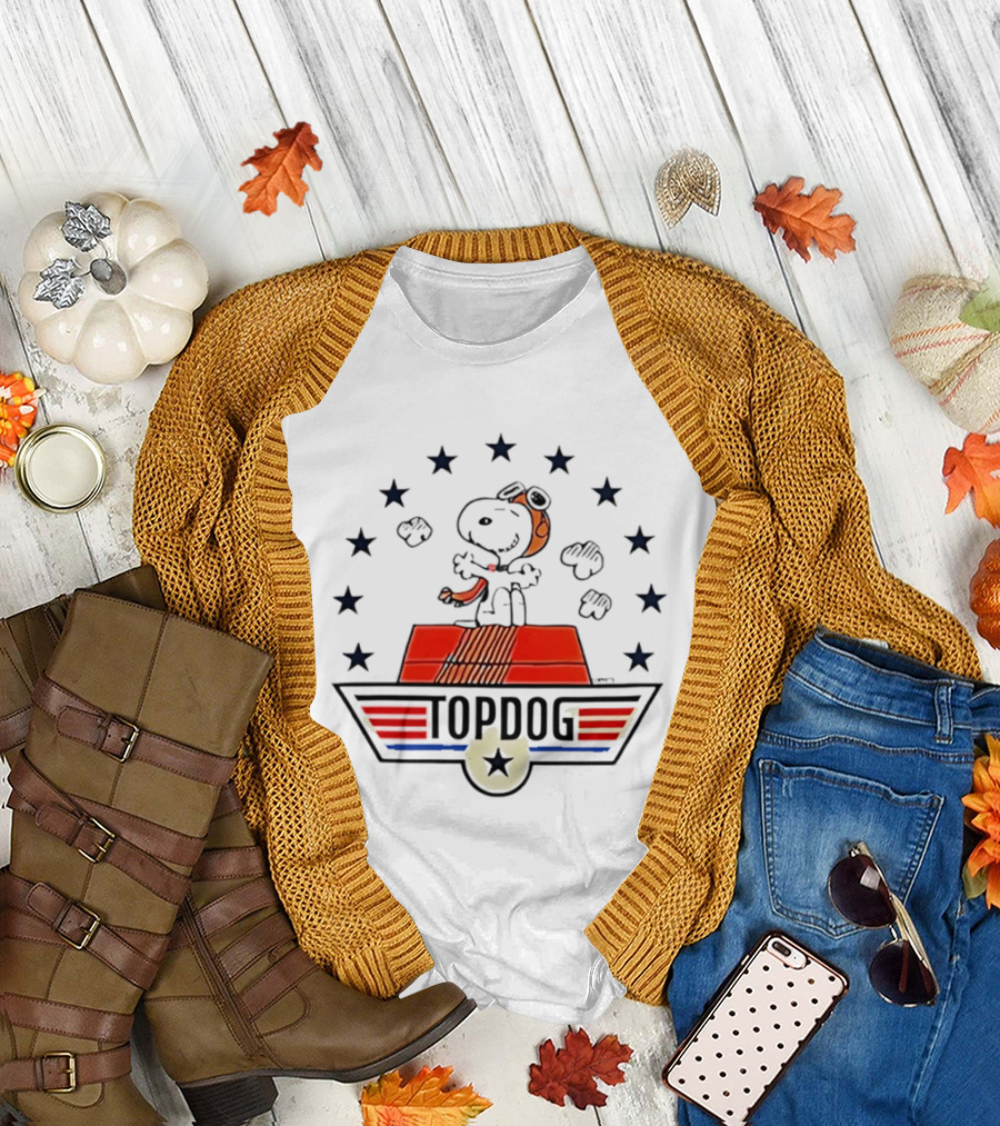 Snoopy Top Dog Stars Aviator Scarf and Goggles T-Shirt