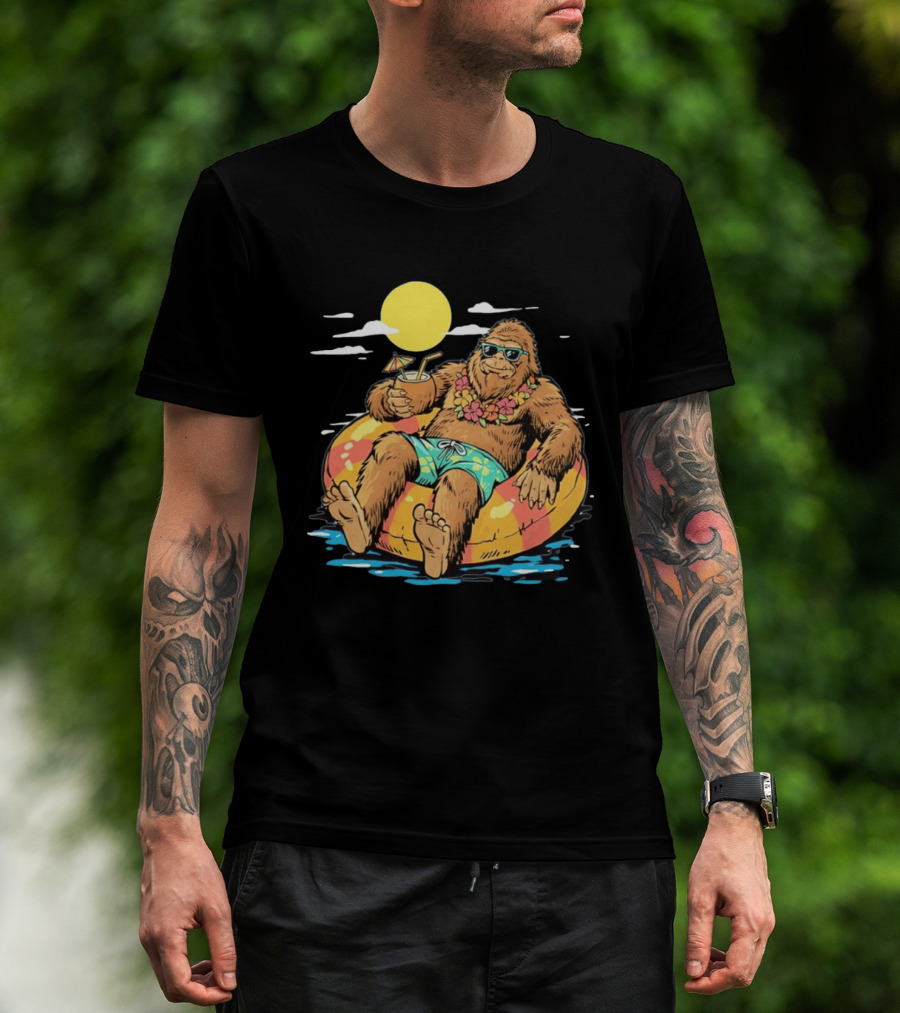 Bigfoot Lounging With A Cocktail In Tropical Beach Getaway Scene T-Shirt
